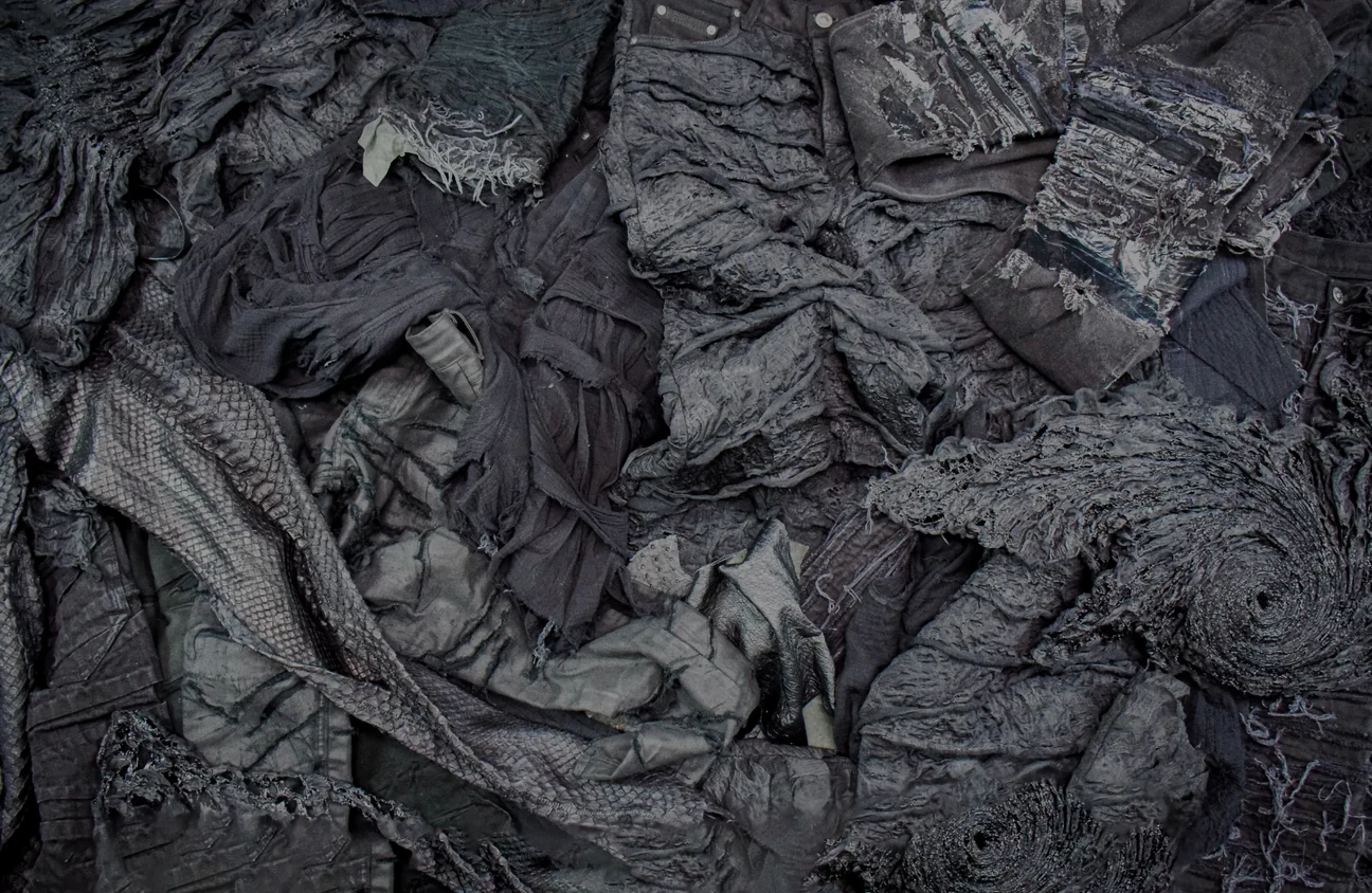 Redefining Contemporary Parisian Elegance